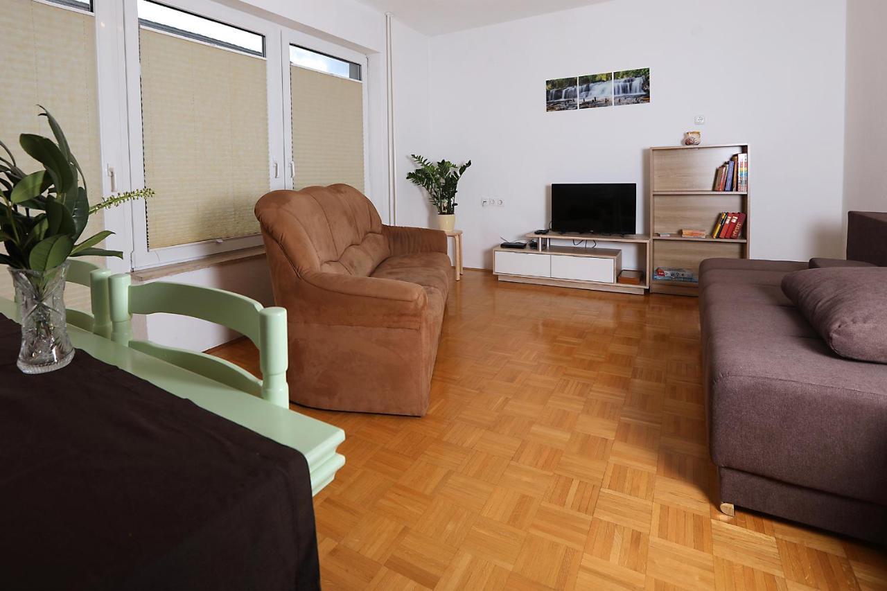 Apartma Dolinar Gorenja Vas  Exterior photo